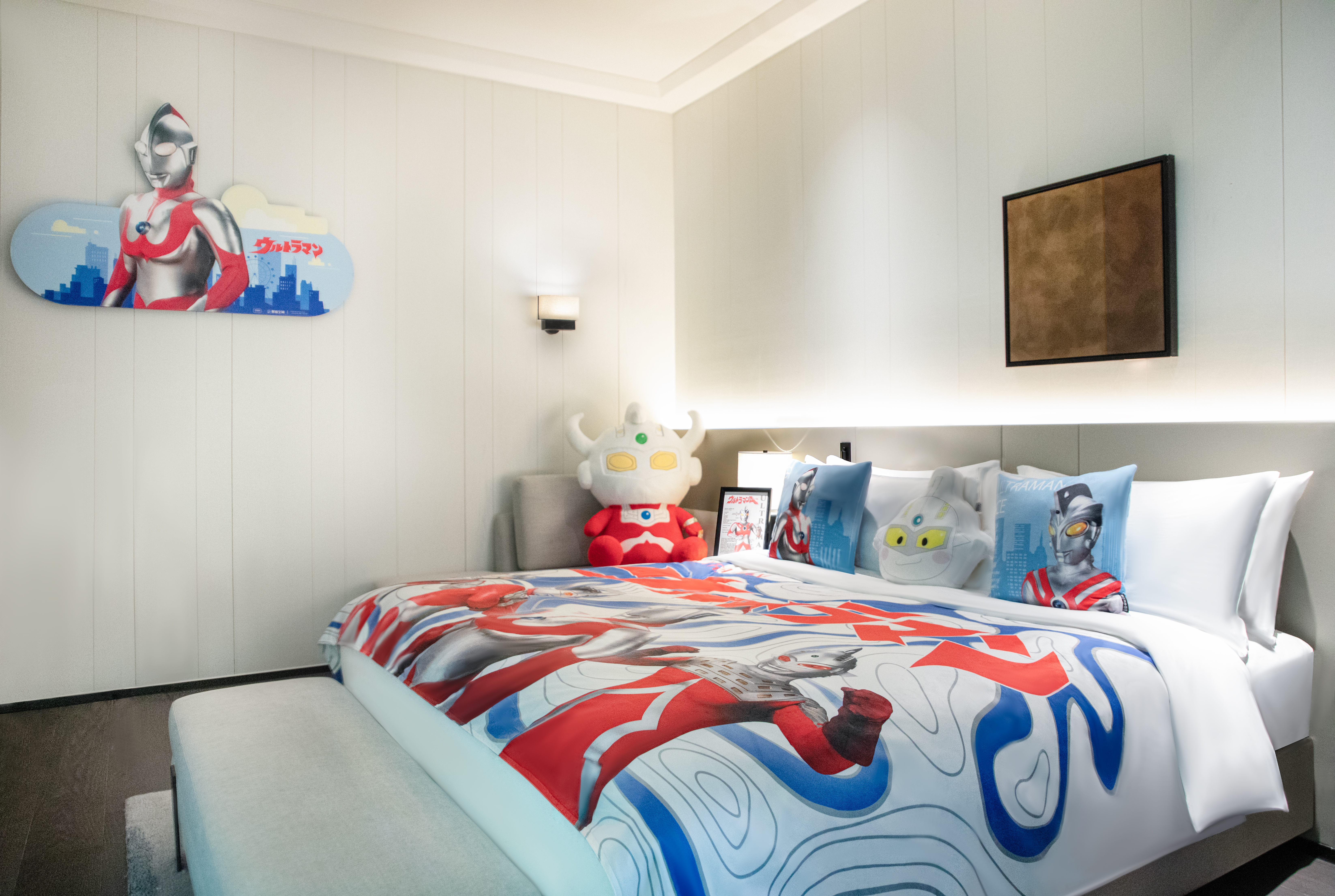 豪华大床奥特曼主题房