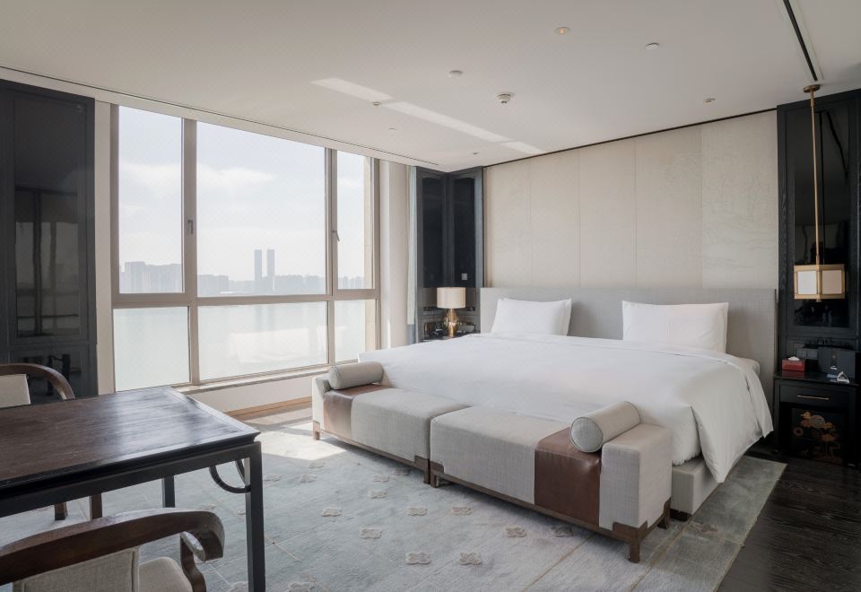 荷里活江景家庭套房