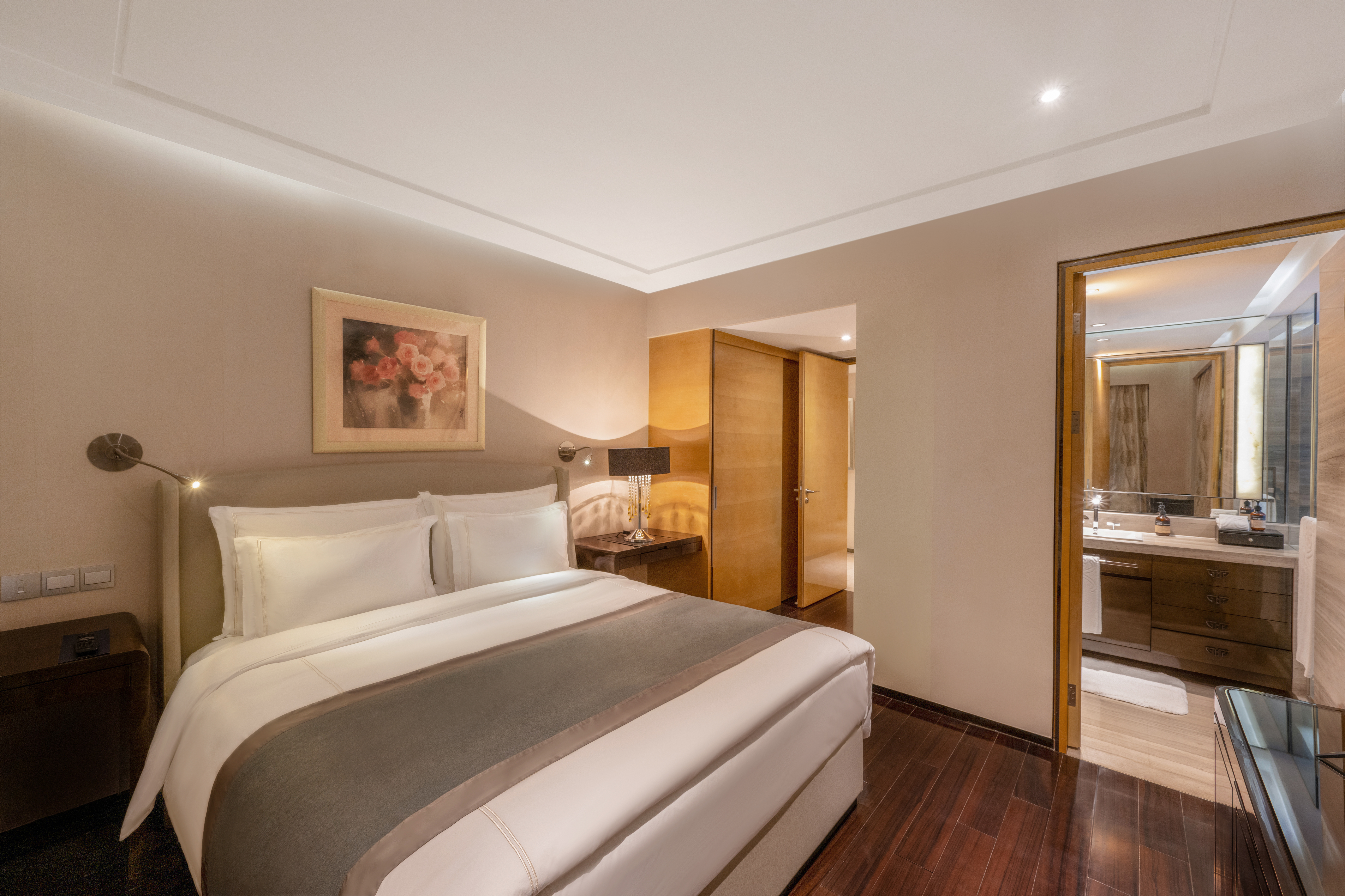 合锦阁三居大平层露台套房 | 露台+厨房+洗烘一体机