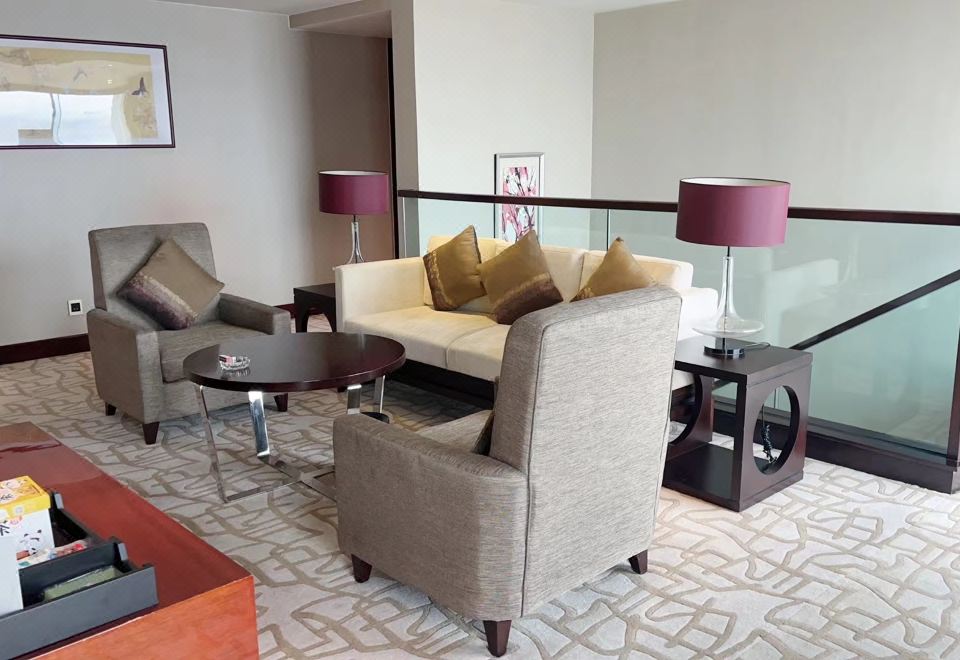 Swiss Grand NanchangTeng Wang Ge Theme Duplex Suite
