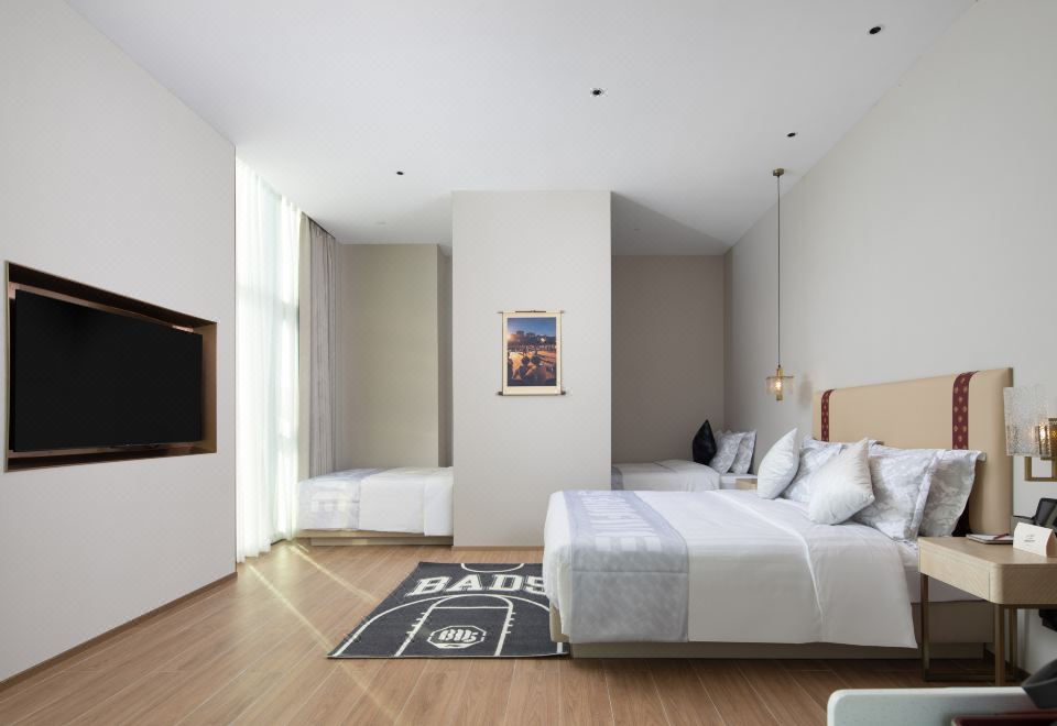 李寧反伍親子房（高清投影+懶人沙發+超大落地窗）