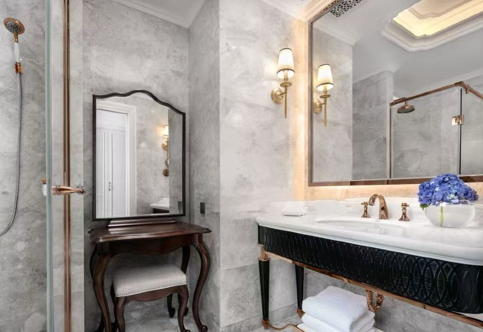 經典單人客房·洛可可光影