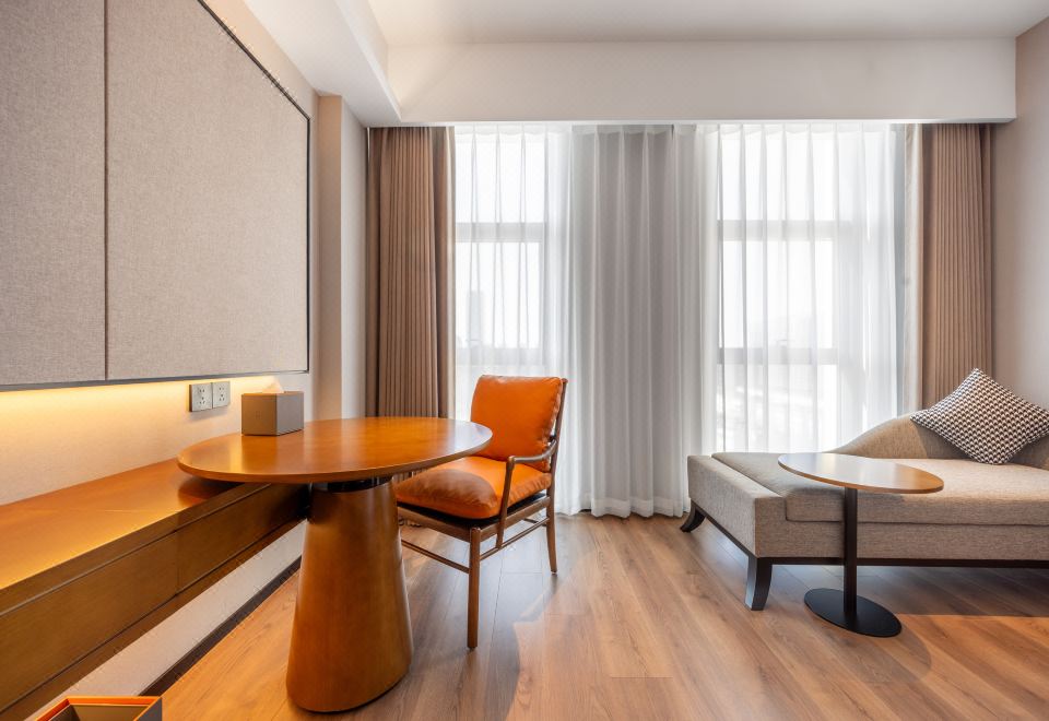 UrCove by Hyatt Beijing Tiantan Hospital Advanced Business ParkExecutive Queen Room