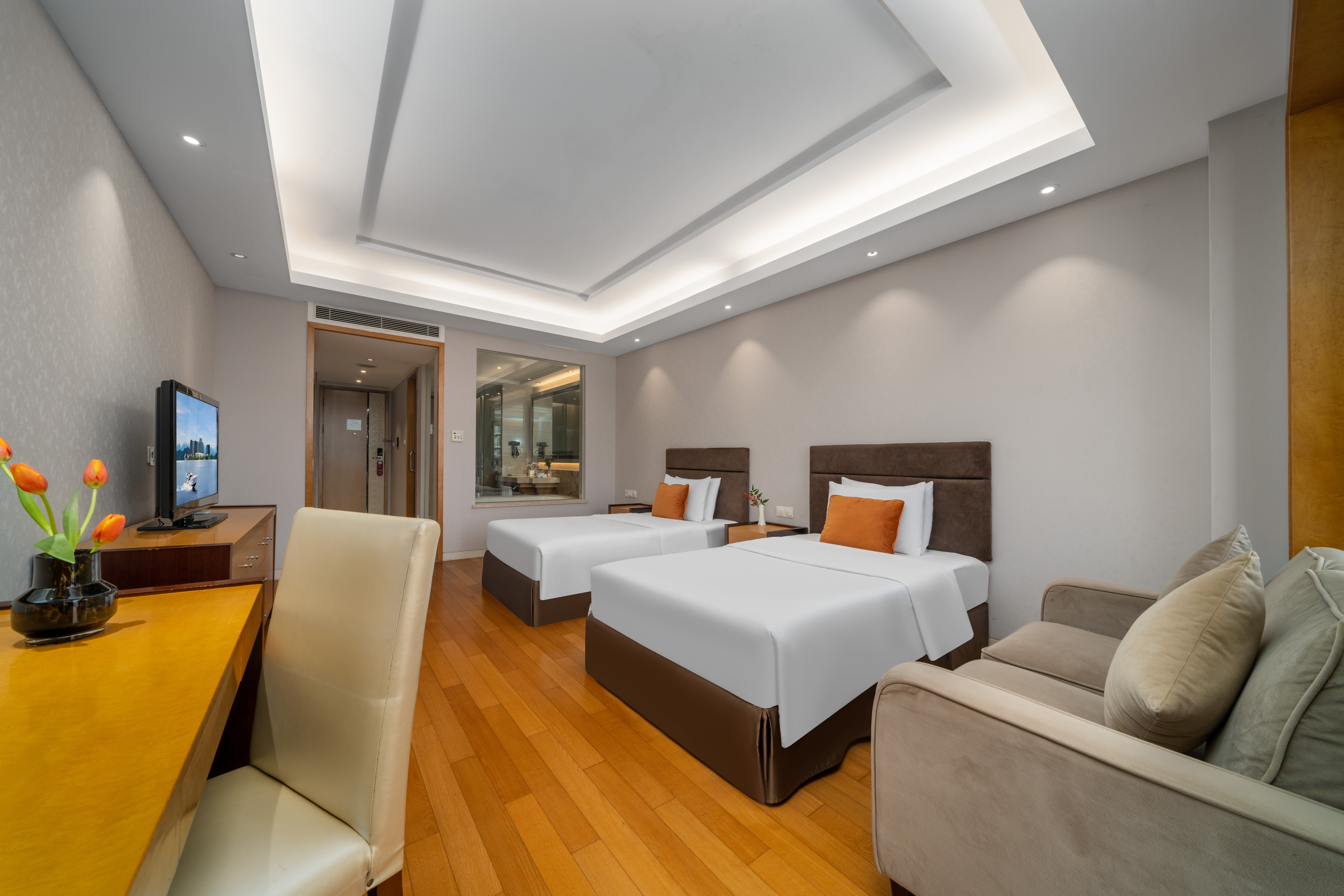 湖景标准双床房