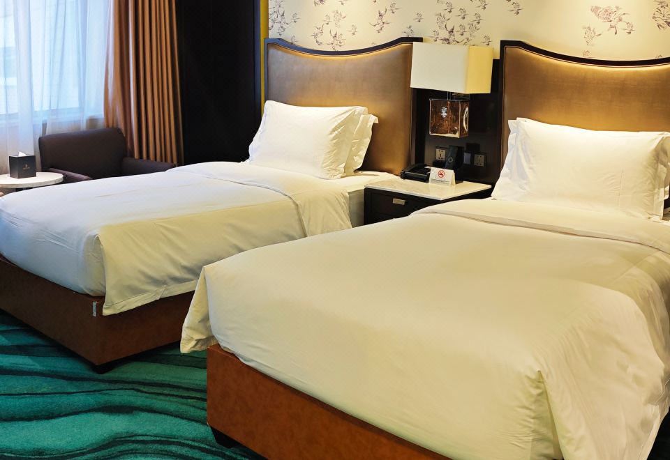 Beijing Oriental Mao HotelDeluxe 2-bed Room