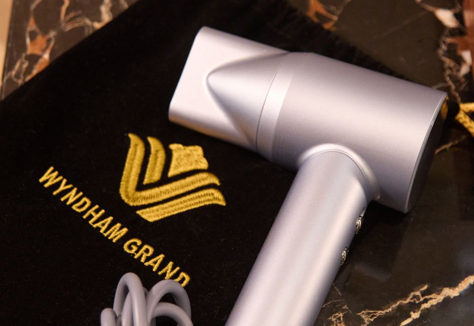 行政套房（徕芬吹风机+欧舒丹洗漱用品）