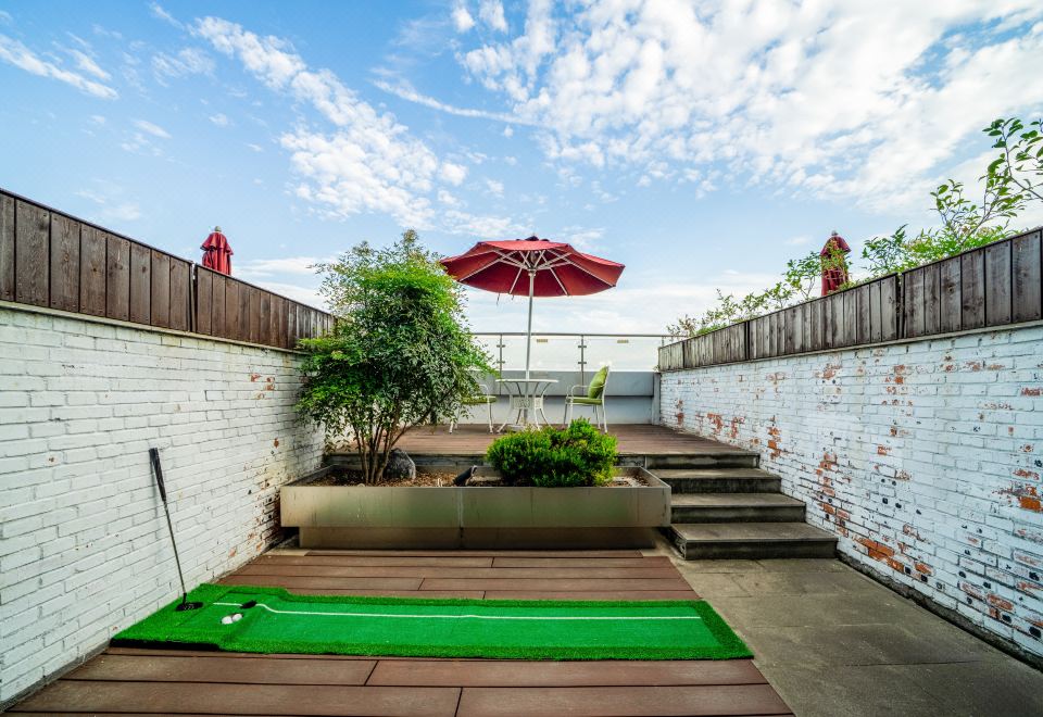 湖景露臺大床房