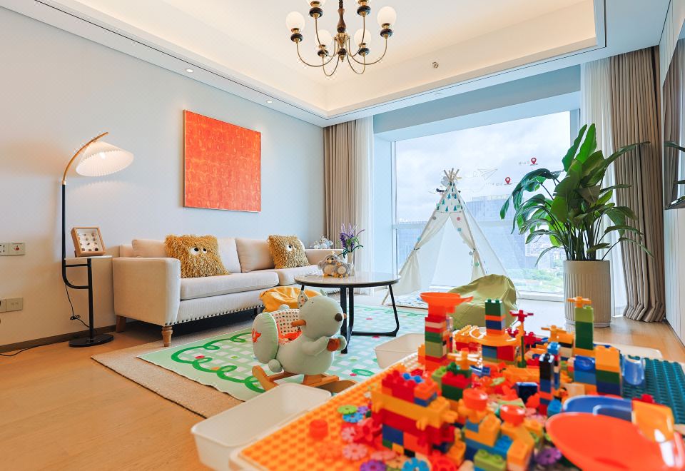 紫芝小灰灰家庭主題套房