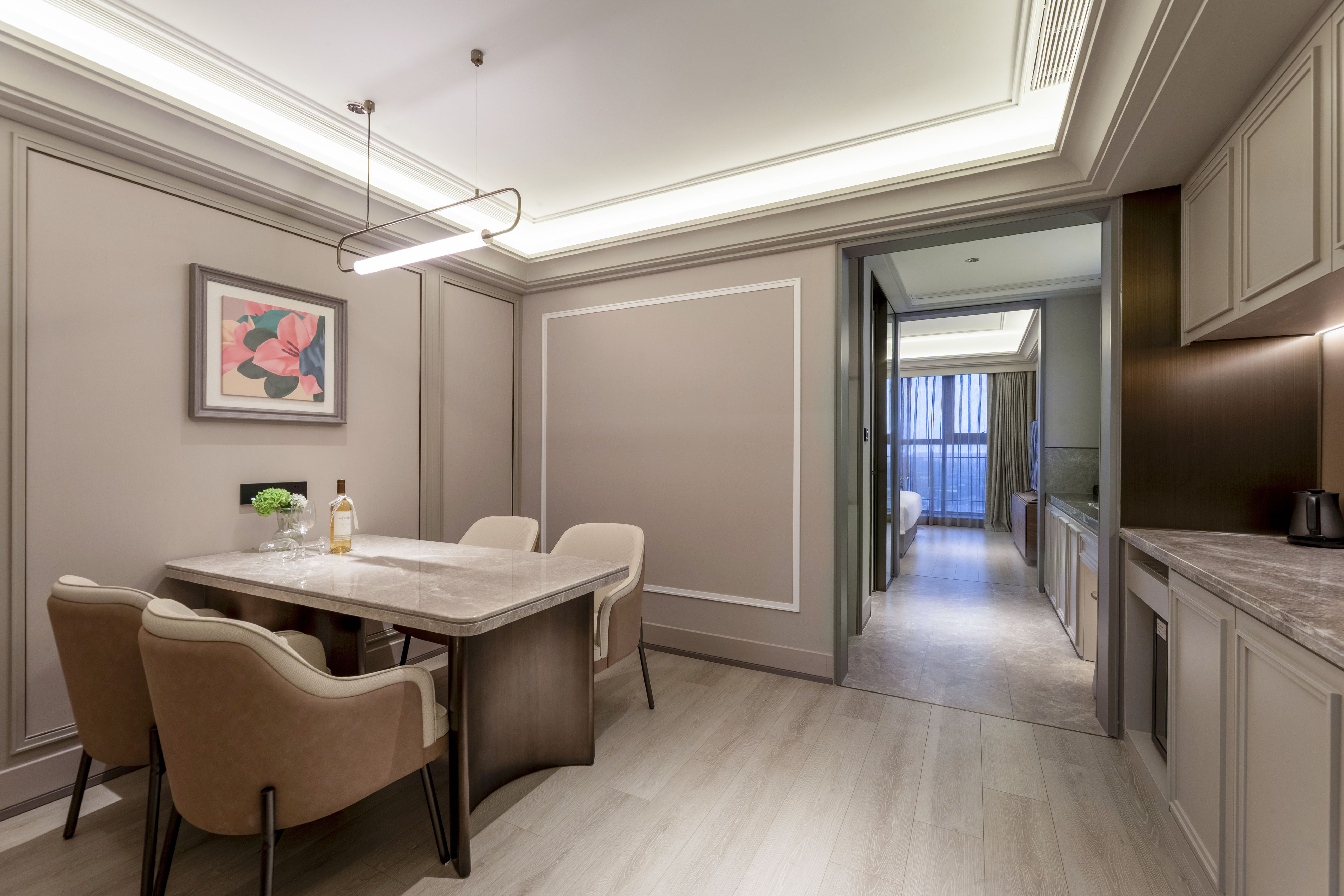 行政豪华套房（一室一厅）