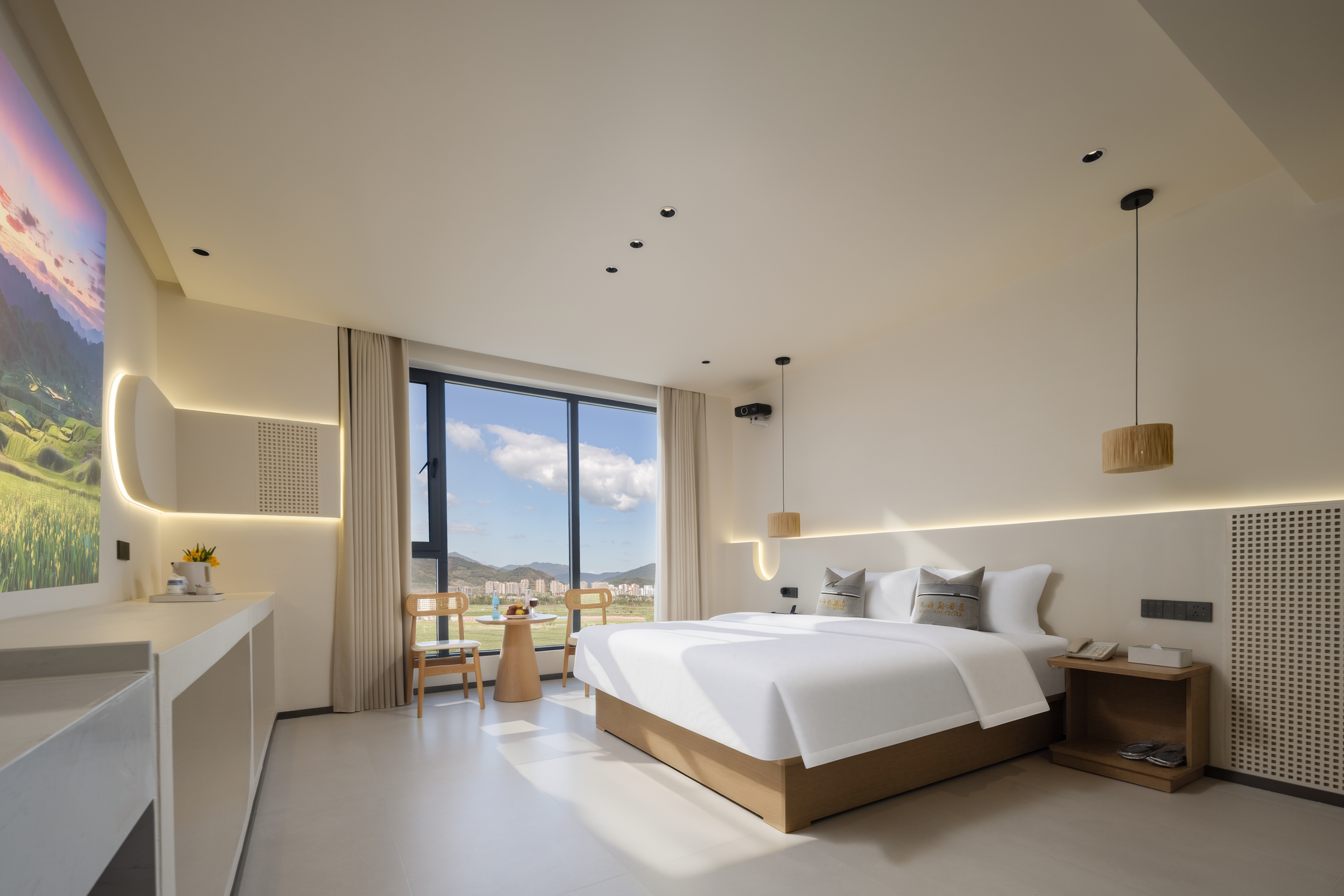 椰景屿境丨窗落地豪华大床房[AI智控-多功能台]