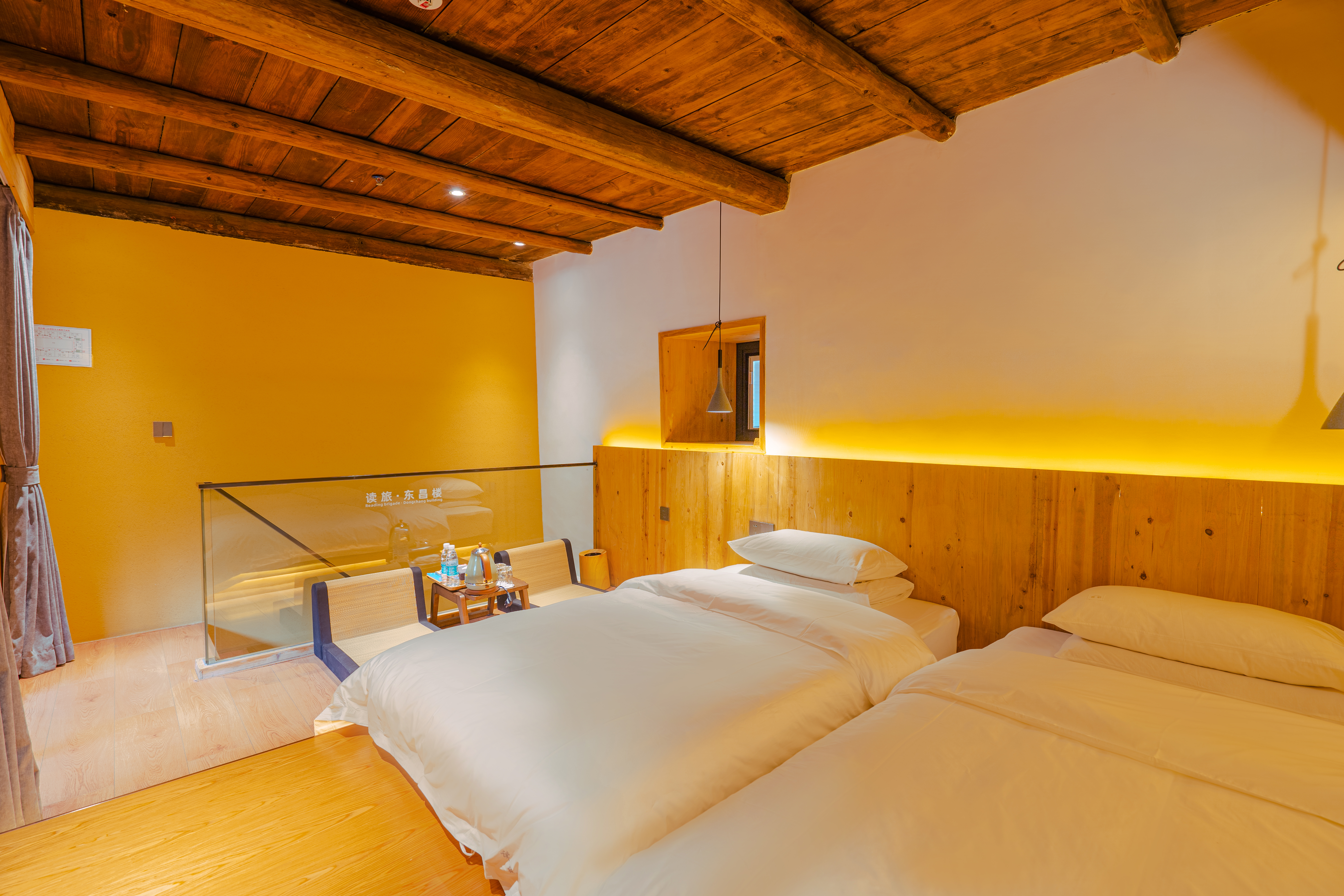 Classic Loft (2 beds)