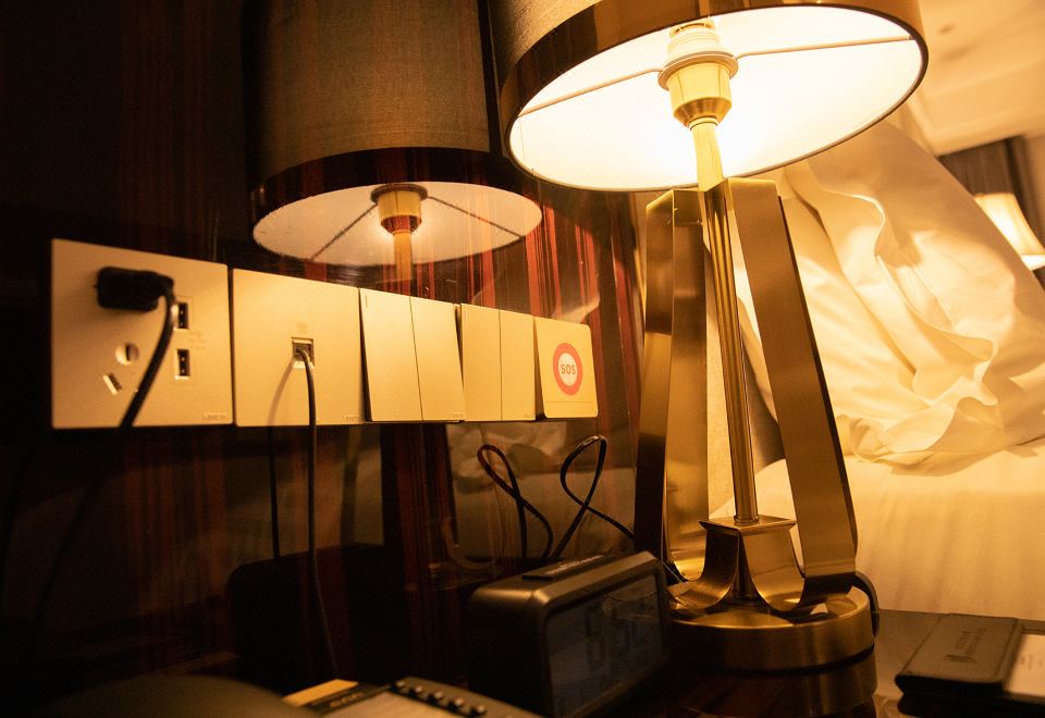 高級商務大床間