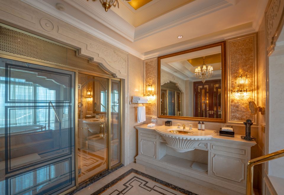 Dongwu New Century Grand Hotel HuzhouPresidential Suite
