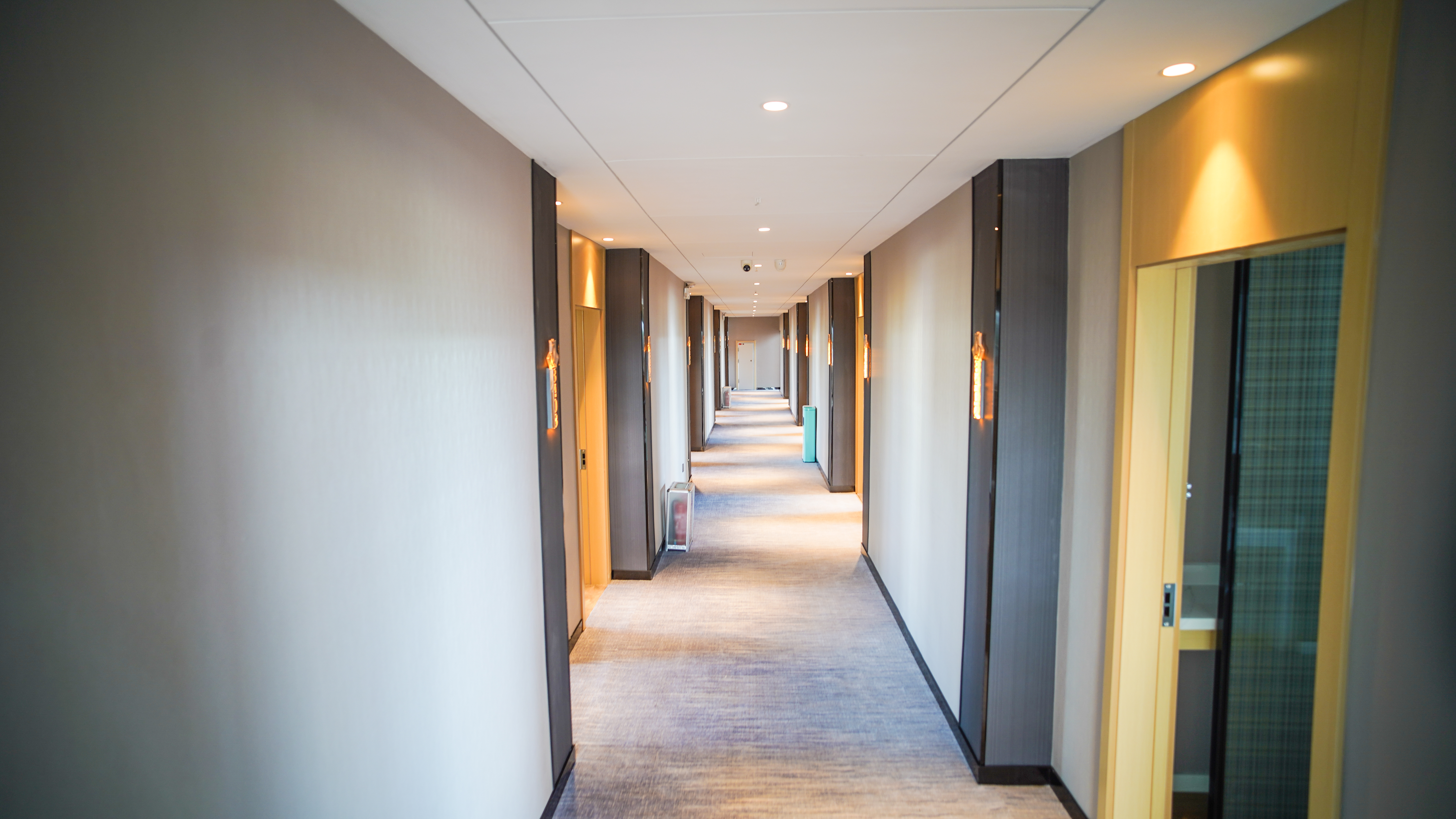 零压轻雅大床房