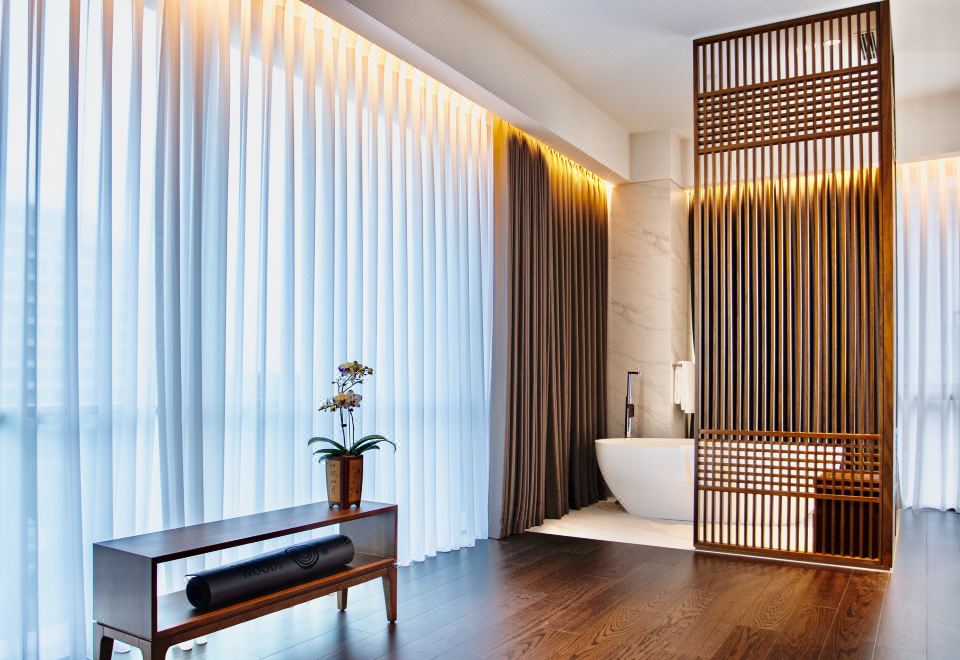 尊贵花园海景大床房