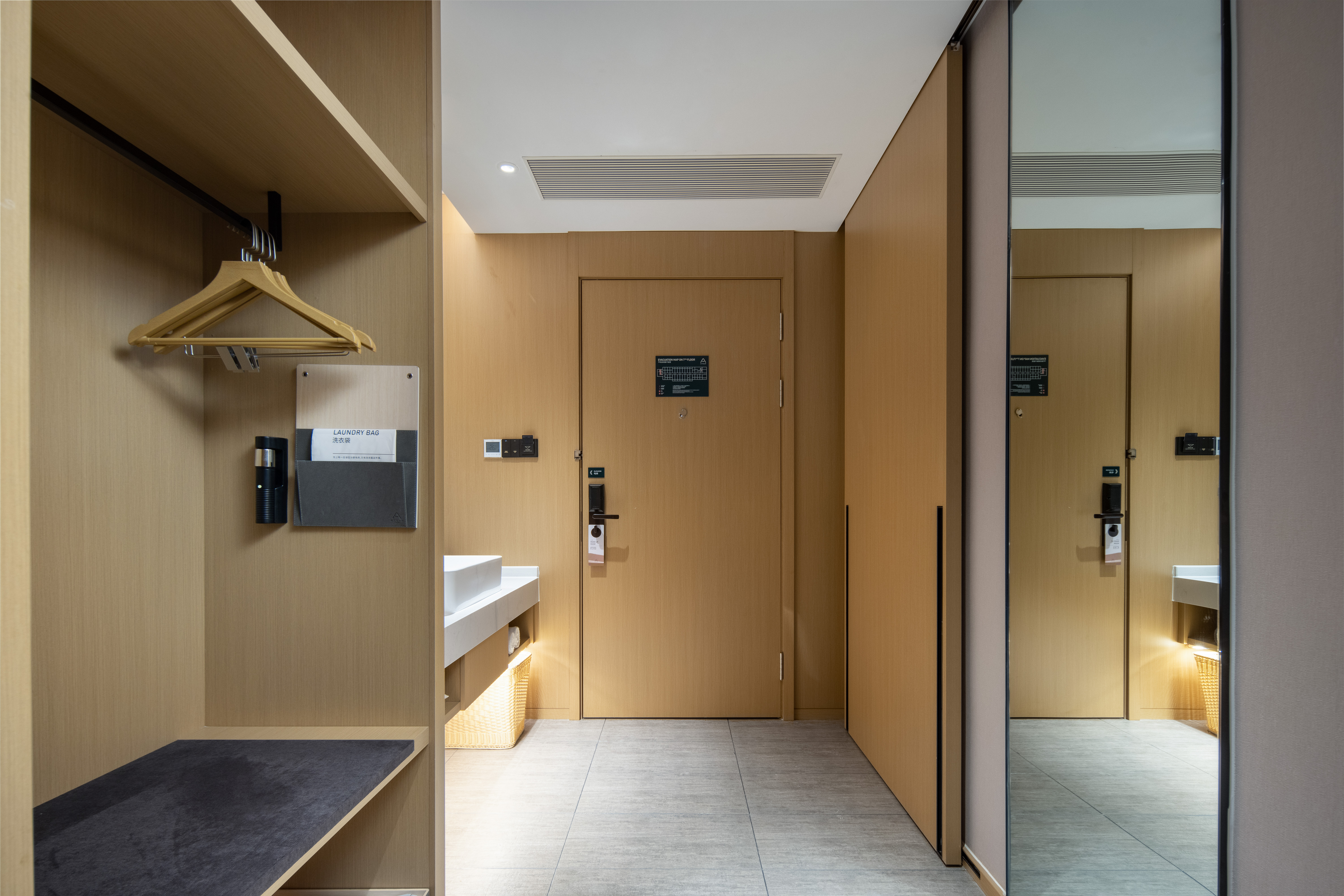 雅致大床房【记忆枕+电视投屏】