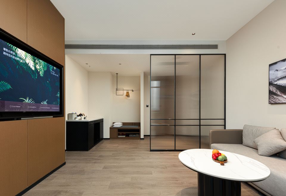 行政套房（無線投屏+小冰箱+智能馬桶）