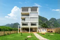 Shijian Homestay (Yangshuo Yulong River Qiangu Scene District Store)