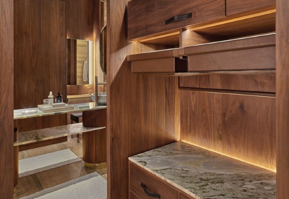 尊優華貴客房， 客房， 2 張大床， 海景， 水池， 露台