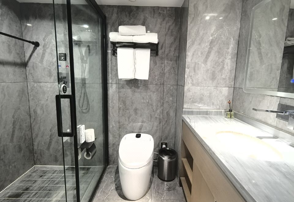 輕奢家庭間—智能客控