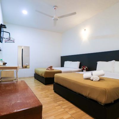 Bilik Deluxe Keluarga Kupon Uncle Guesthouse