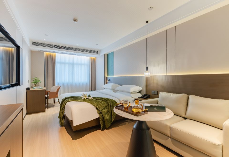 城景大床房（65寸投屏電視+乳膠床墊零壓枕+全屋智能）