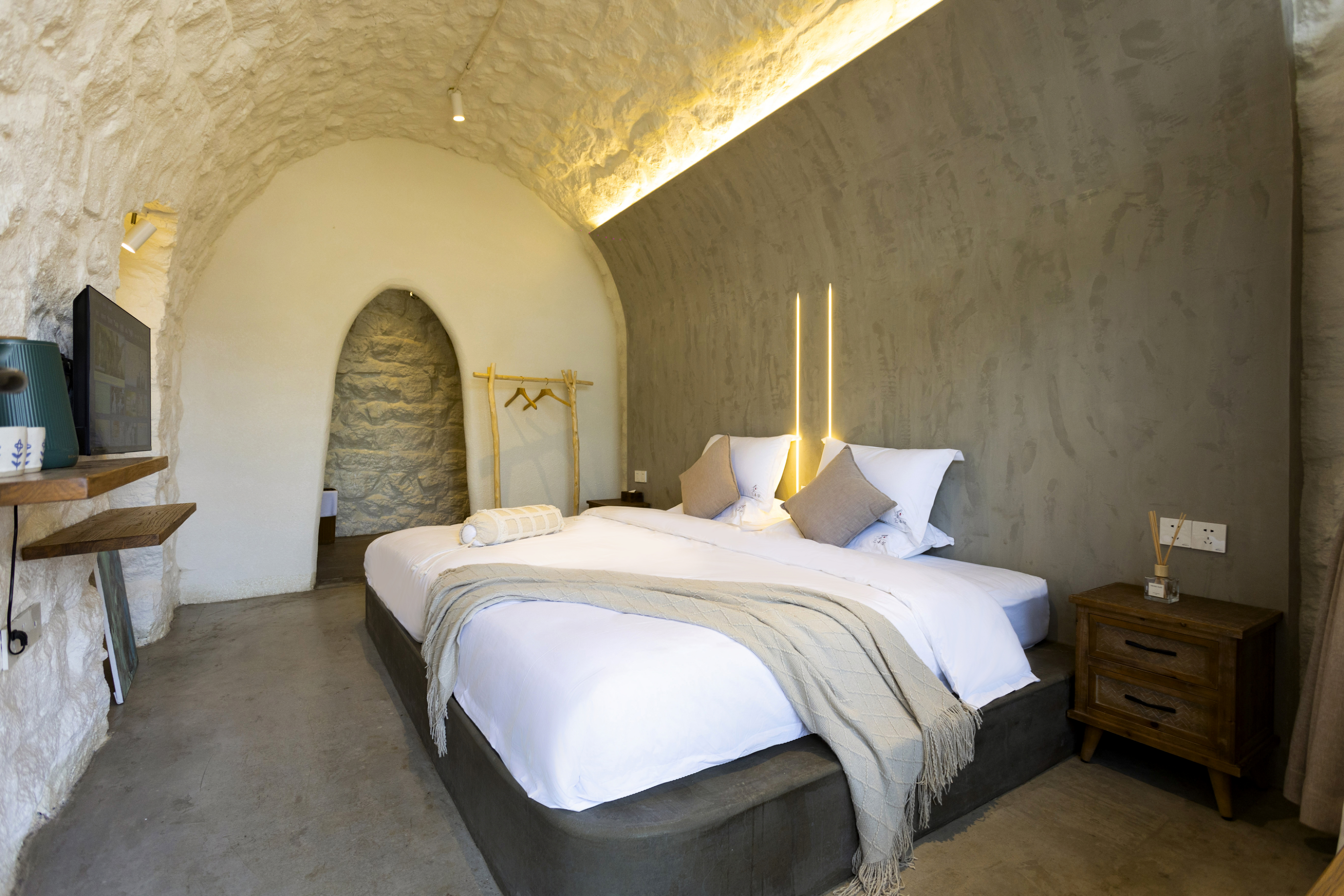 松|山景洞穴大床房|獨院|洗衣機|燒烤