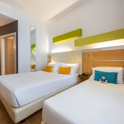 Standard Double Room + Single Bed IH Hotels Milano Gioia Promo Code