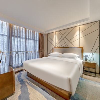 優享.零壓大床房【全屋智能|記憶乳膠枕|舒適好眠】 昆明品華悦家酒店優惠