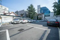 巨人飯店