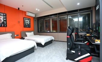 Taihe Zu'an E-sports Hotel - Housity