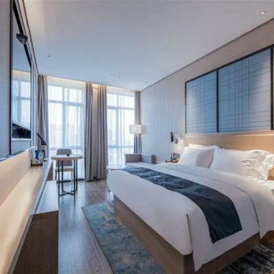 商務大床房 I 全景落地窗·賞城市霓虹 宜尚飯店（長沙世界之窗廣電會展中心店）優惠