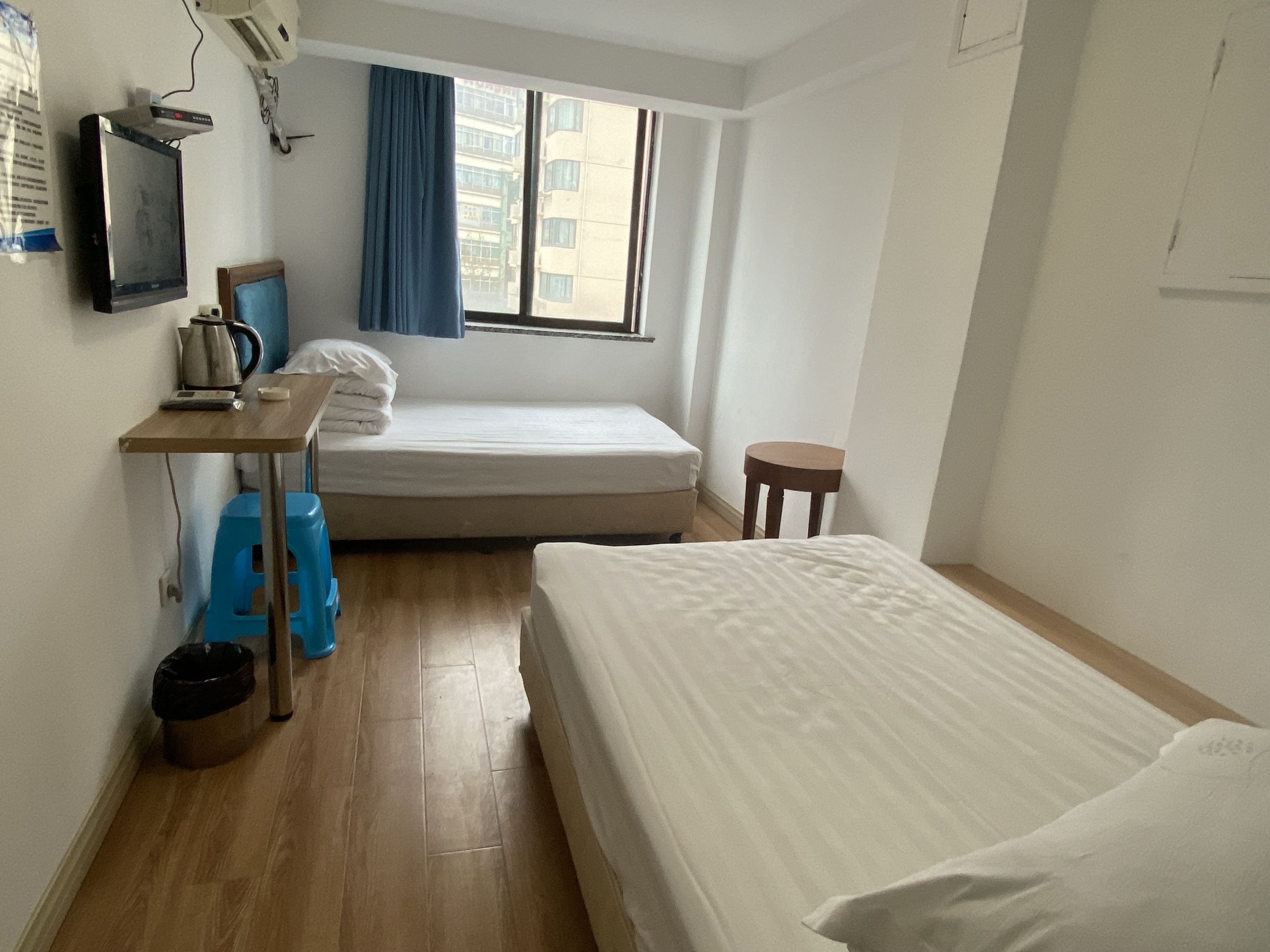 標準雙床房（公共衞浴）