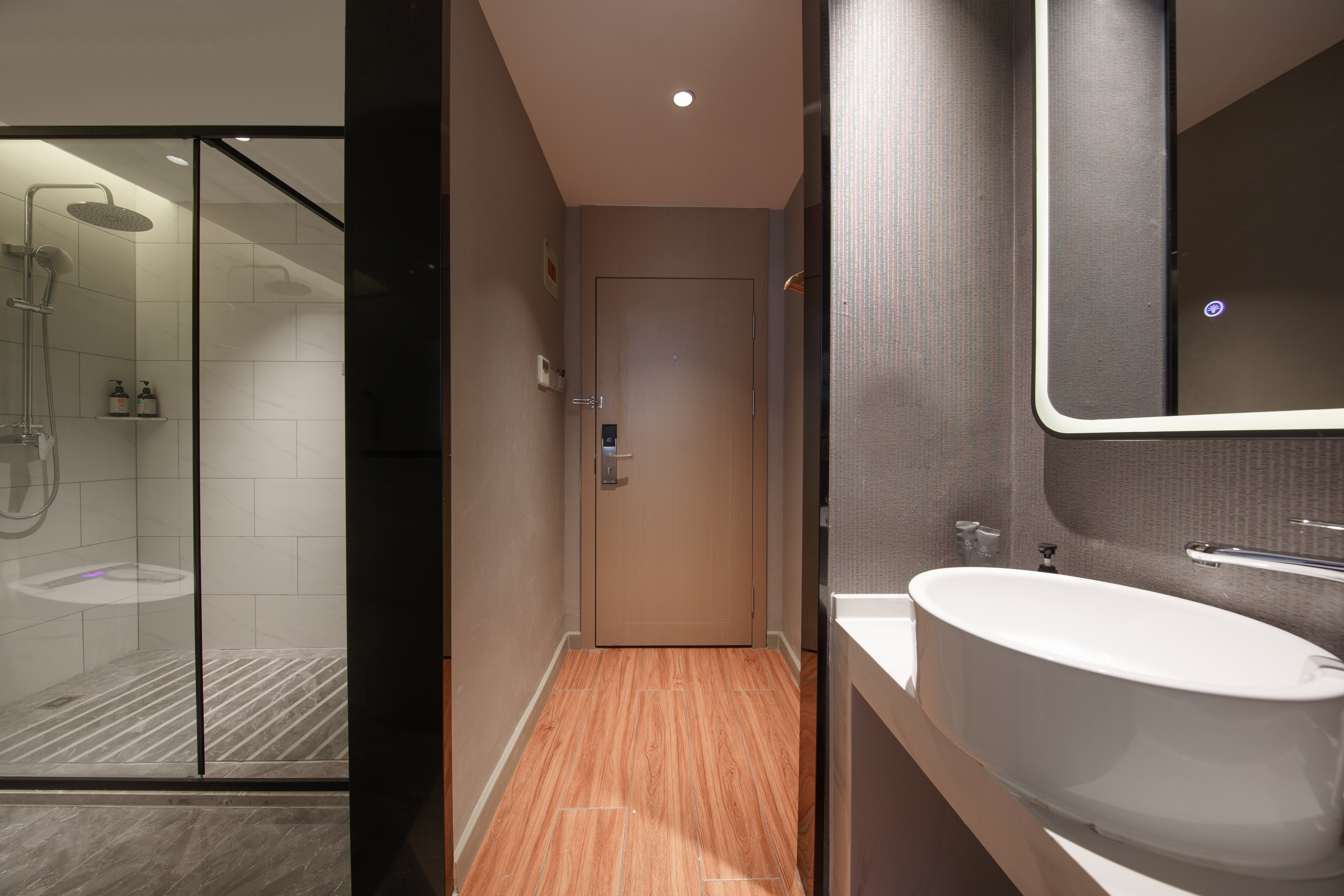 零压舒雅大床房