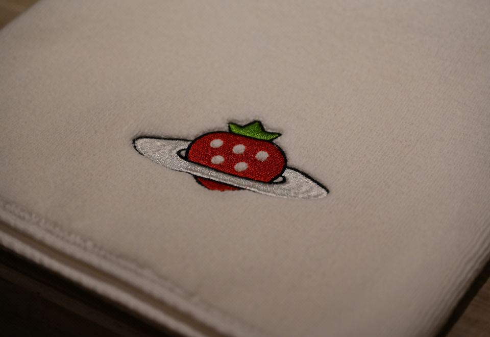 草莓音乐星品家庭房