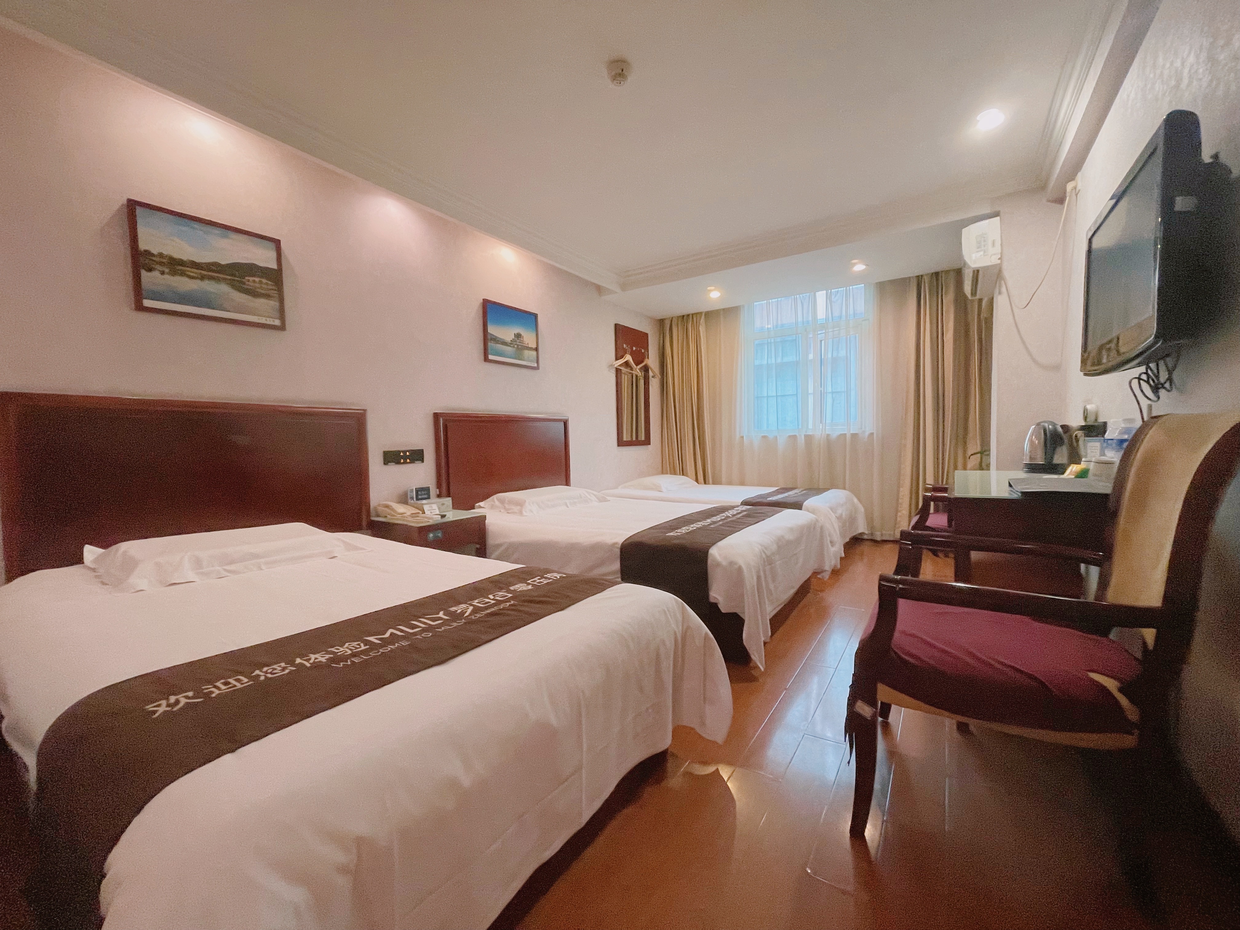 童趣HOME房（婴儿浴盆+卡通）