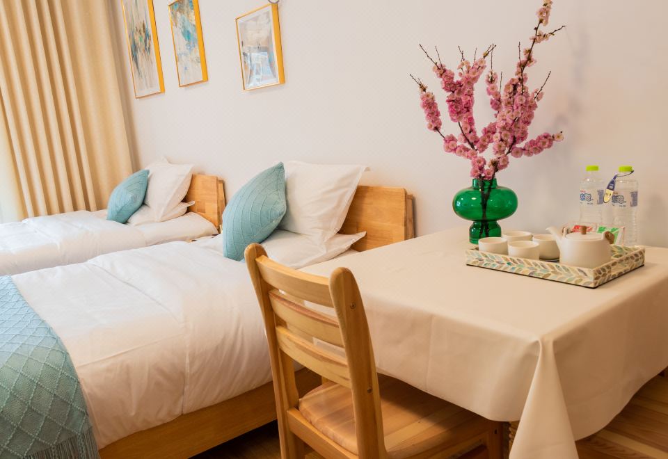 Fusheng Banri:First-Line Sea-View One-Bedroom 2-Bed Family Room