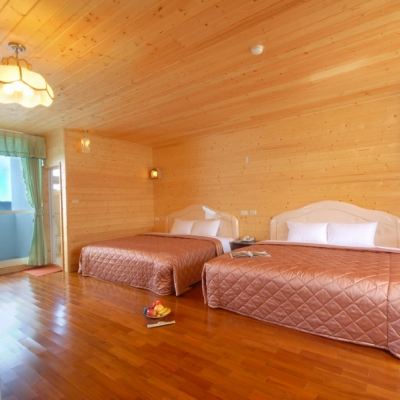 三館陽台四人房 南投清境雲海景觀渡假山莊優惠