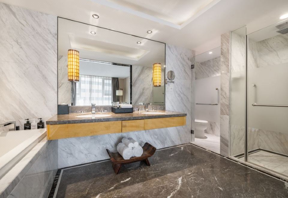 麗雅溫馨家庭房（徠芬SE吹風機）