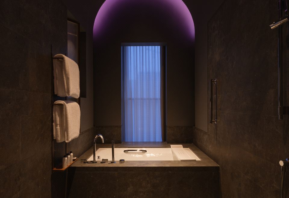 Artyzen NEW BUND 31 ShanghaiPremier 70