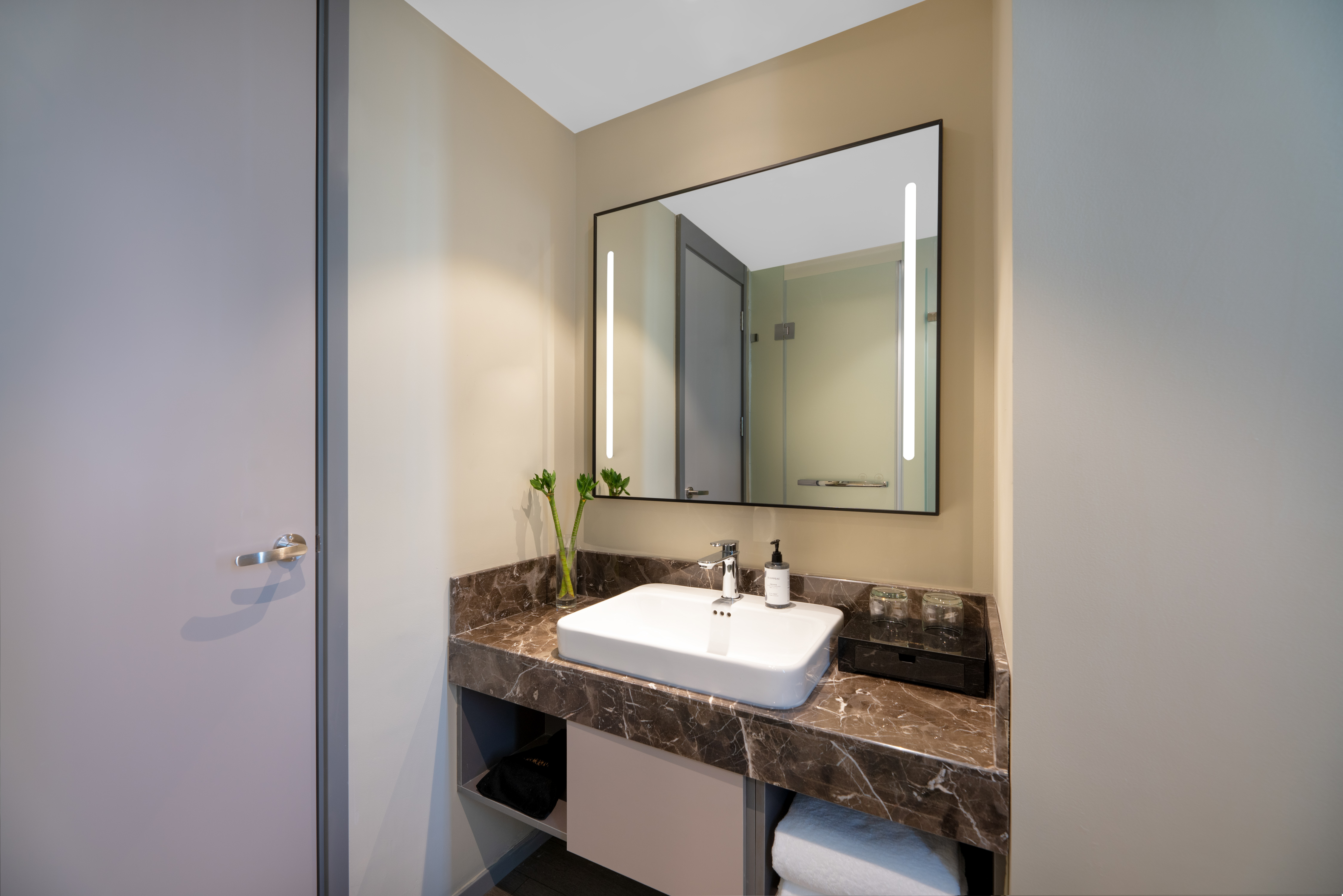 家庭房（智能客控+梦百合零压床垫+零压记忆枕）