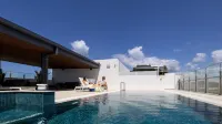 Holiday Inn & Suites Sunshine Coast by IHG