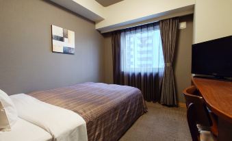 Hotel Route-Inn Koga Ekimae - Housity