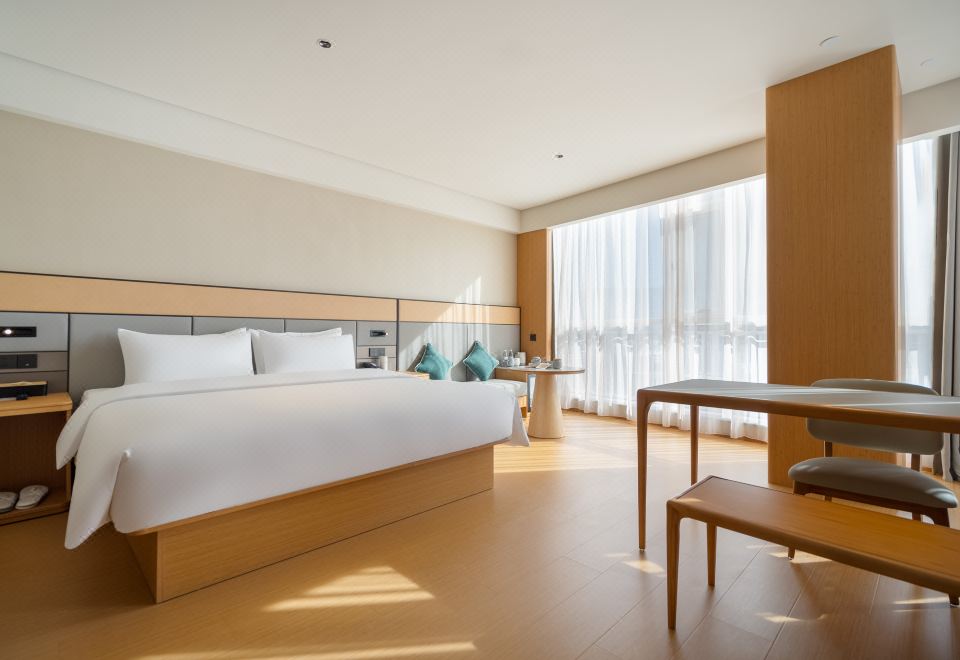 商务大床房【独立办公区|金可儿床垫|拾趣茶具】