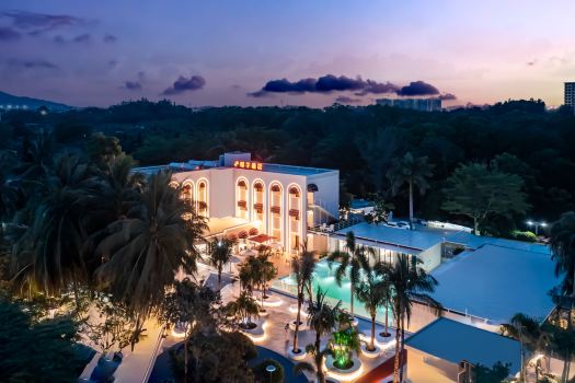 Coconut Resort Hotel