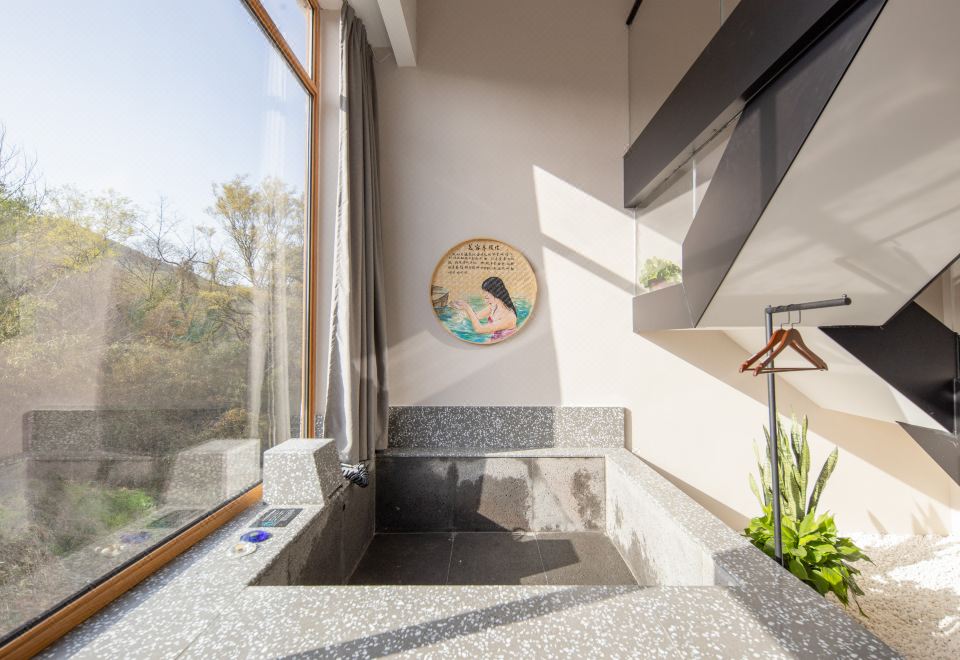 水中印月·復式榻榻米溫泉洋房（私人湯池+液晶電視+智能馬桶）