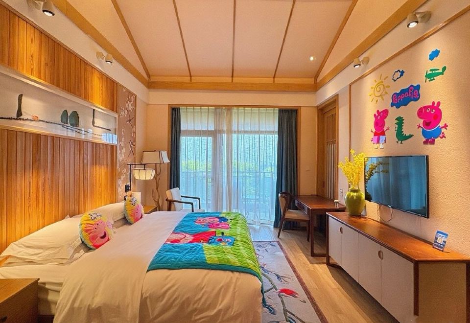 尊享养心阁园景亲子主题套房（小猪佩奇）