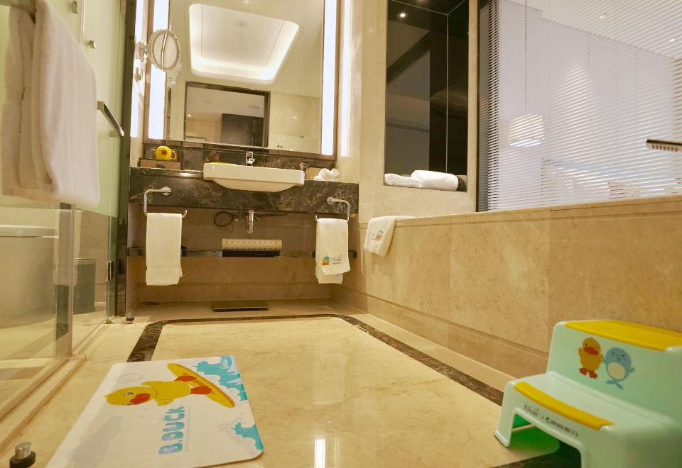 郡雅江景小童大床房