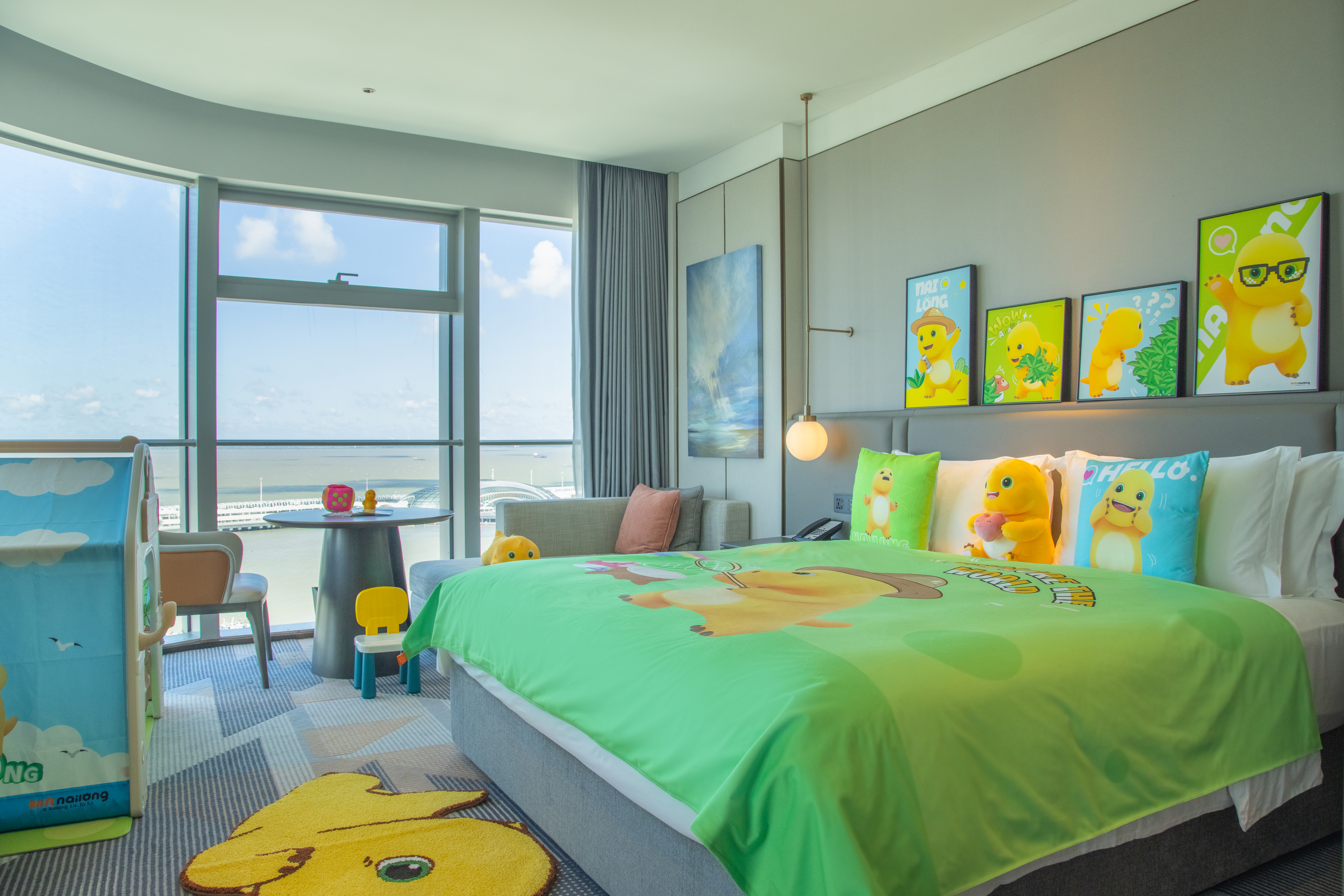 奶龍親子江景套房