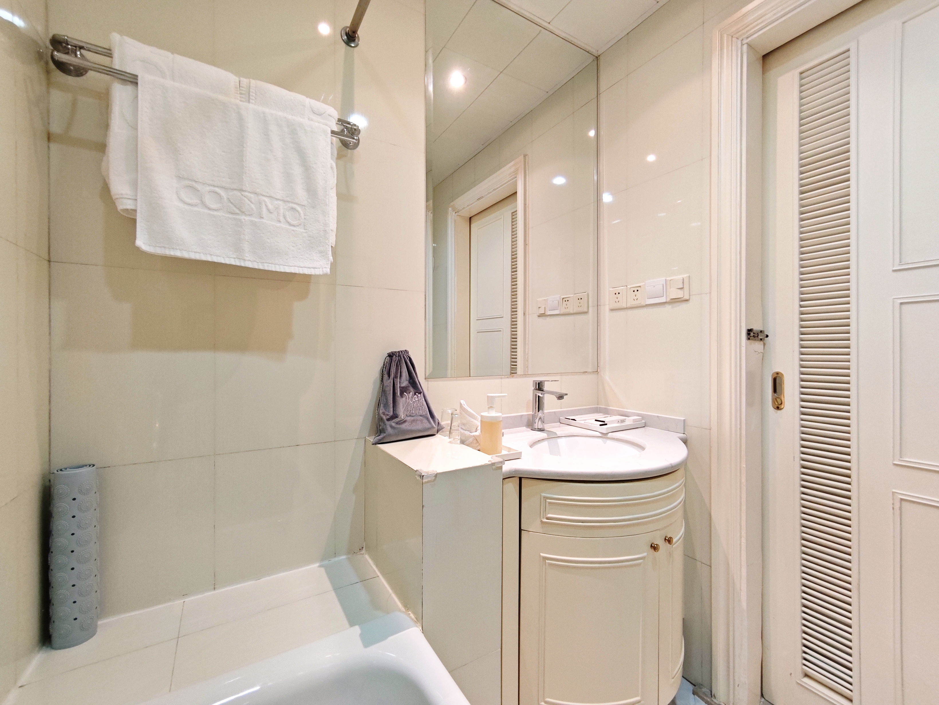 雅致大床間| 西門子洗衣機